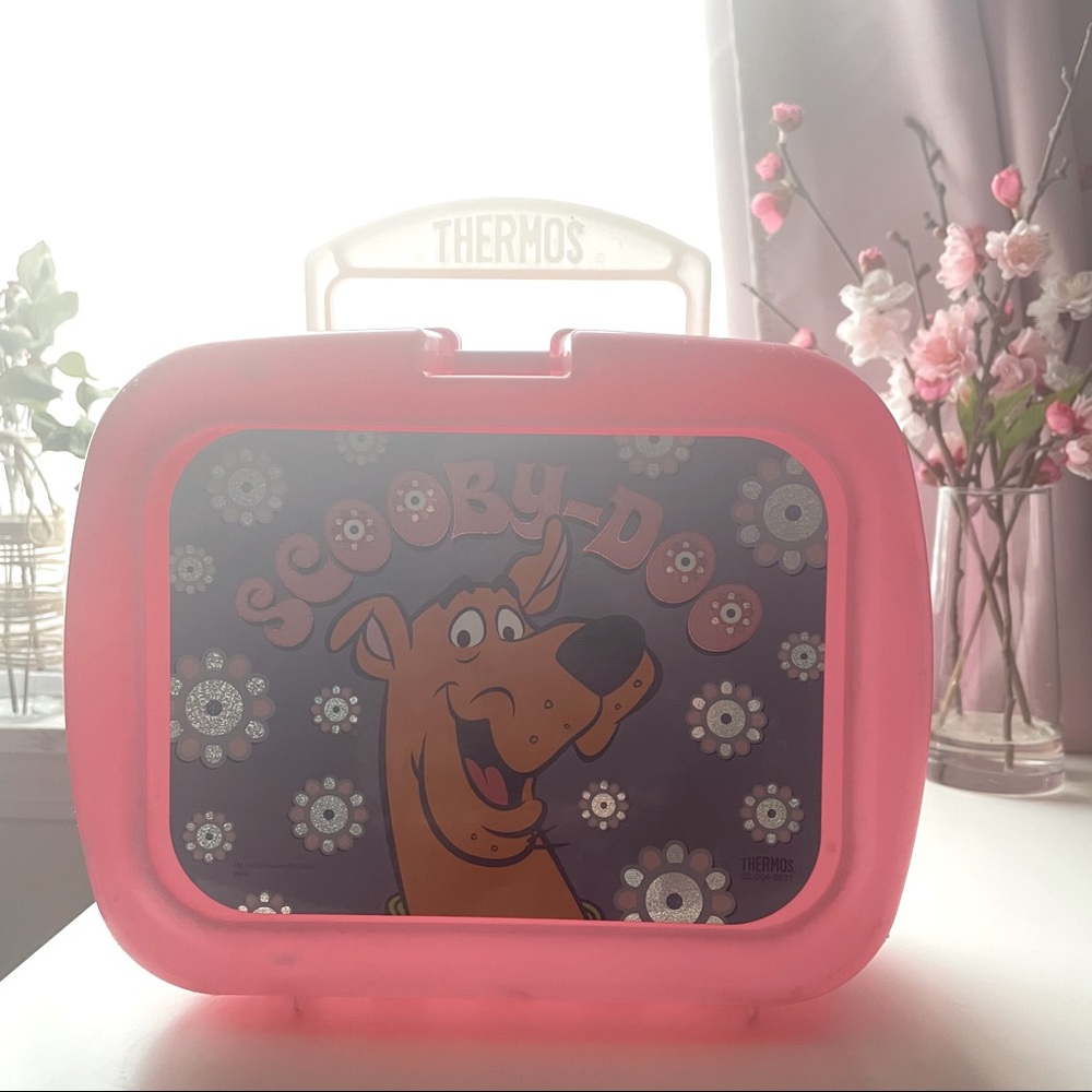 Scooby-Doo Pink Thermos Lunchbox